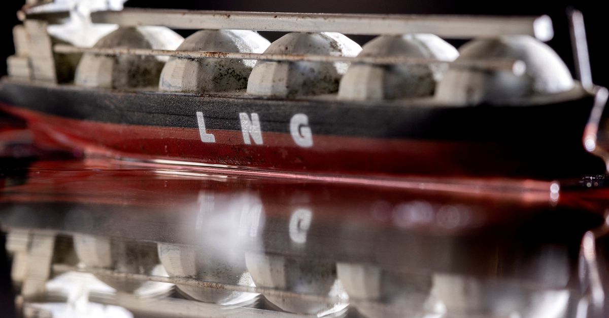 Trinidad gets to work on design of small LNG hub to feed the Caribbean